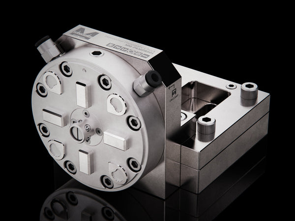 MaxxMacro (System 3R) 70 Pneumatic Low Profile Chuck with Horizontal RSM Adapter 1