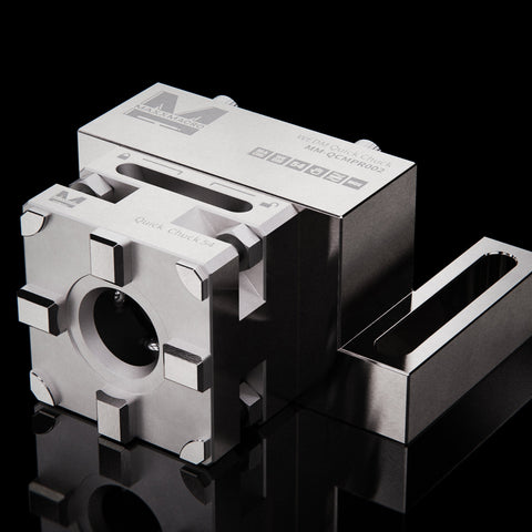 MaxxMacro (System 3R) 54 Manual QuickChuck Chuck with 90 Degree Mounting Plate 1